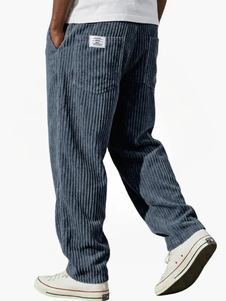Pantaloni in velluto a coste per uomo
