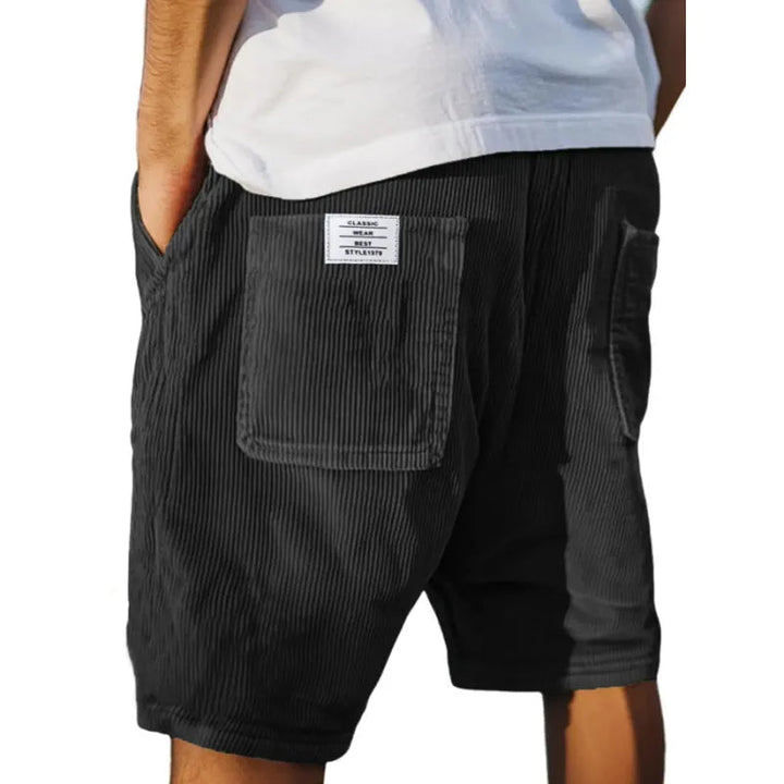 Pantaloni corti eleganti in velluto