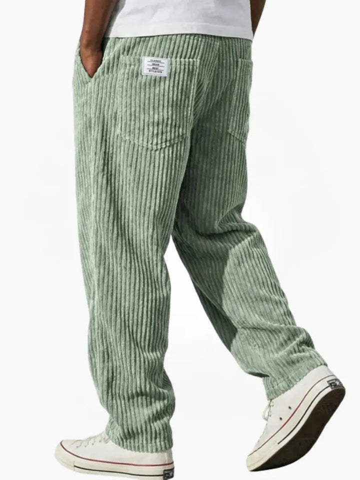 Pantaloni in velluto a coste per uomo