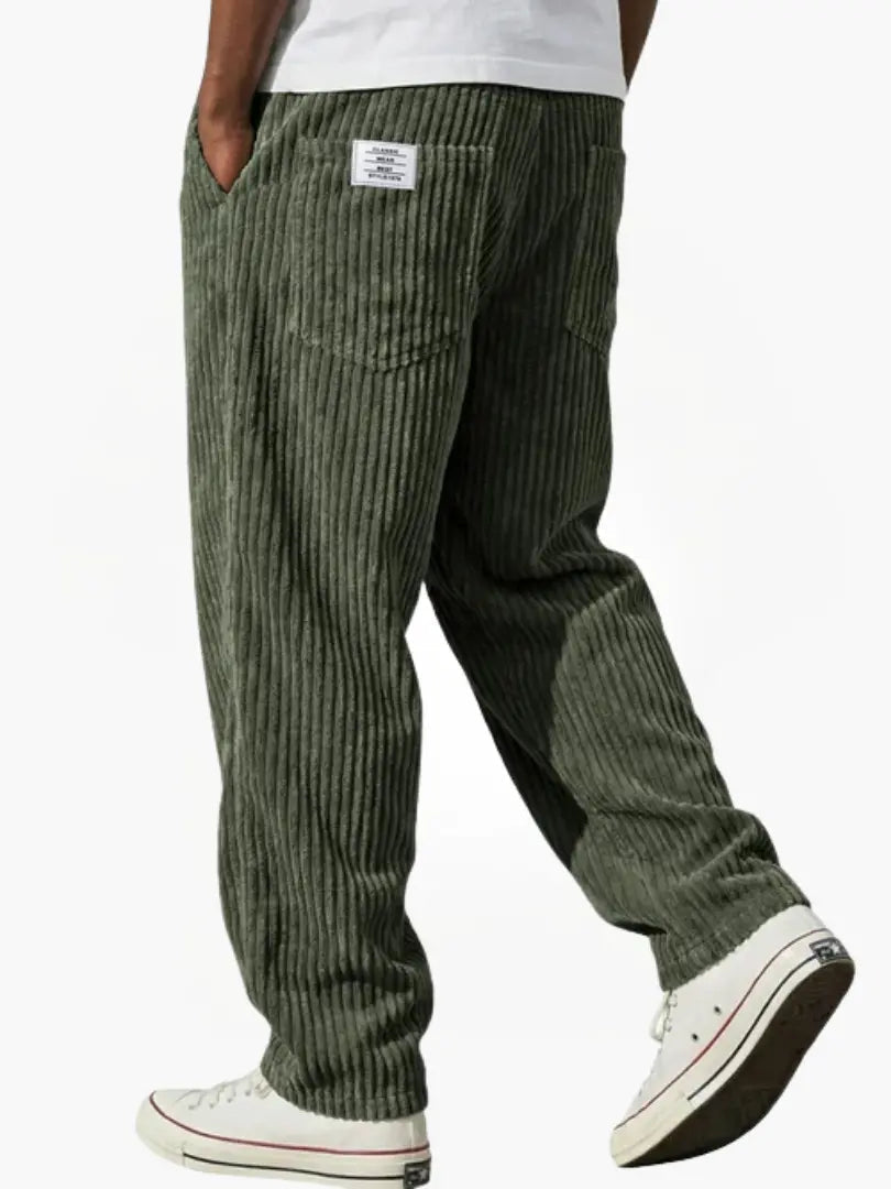 Pantaloni in velluto a coste per uomo