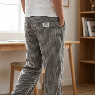 Pantaloni da uomo in velluto a coste con vita elasticizzata