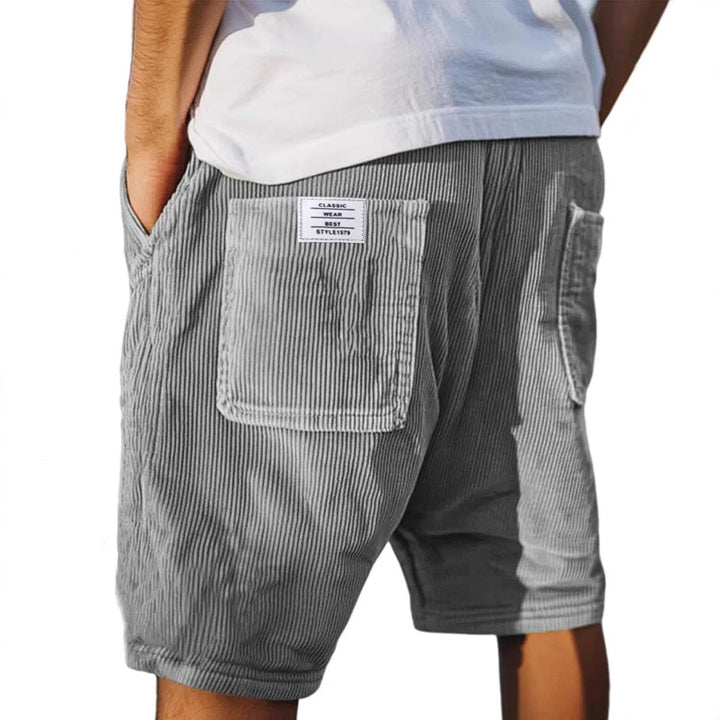 Pantaloni corti eleganti in velluto